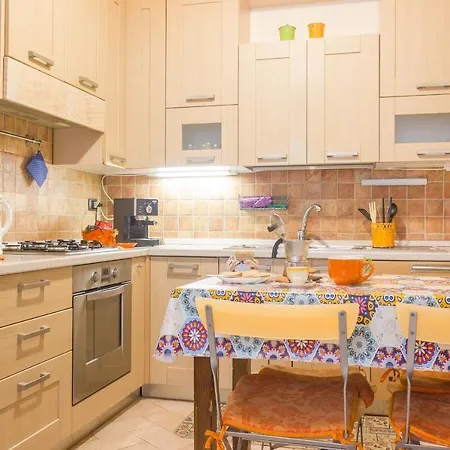 Dimora D'arte Apartment